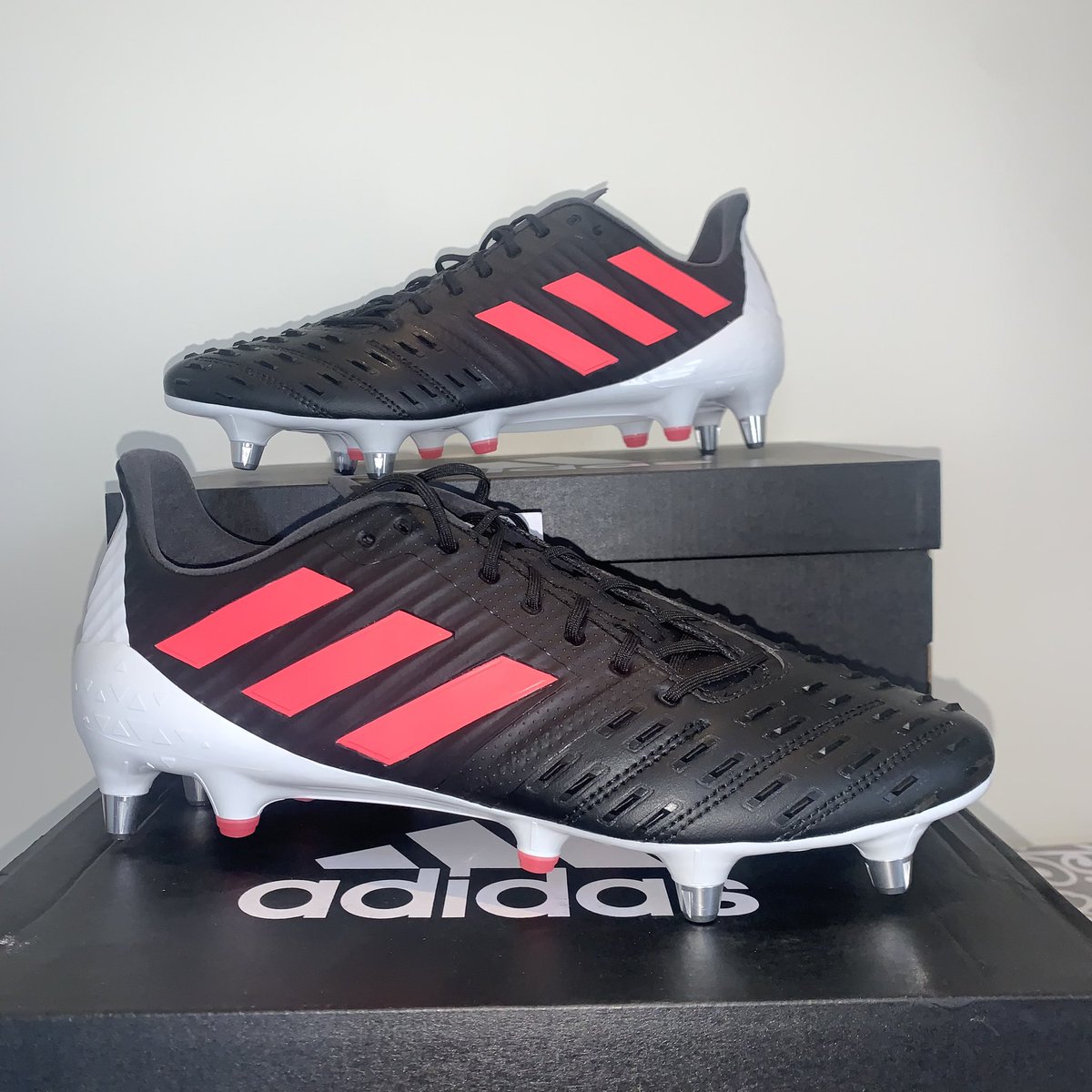 ThePredShed2020's tweet photo. @adidasfootball @AdidasRugby_ #predator #lethalzones #incurza https://t.co/9Nkd5q8e1U