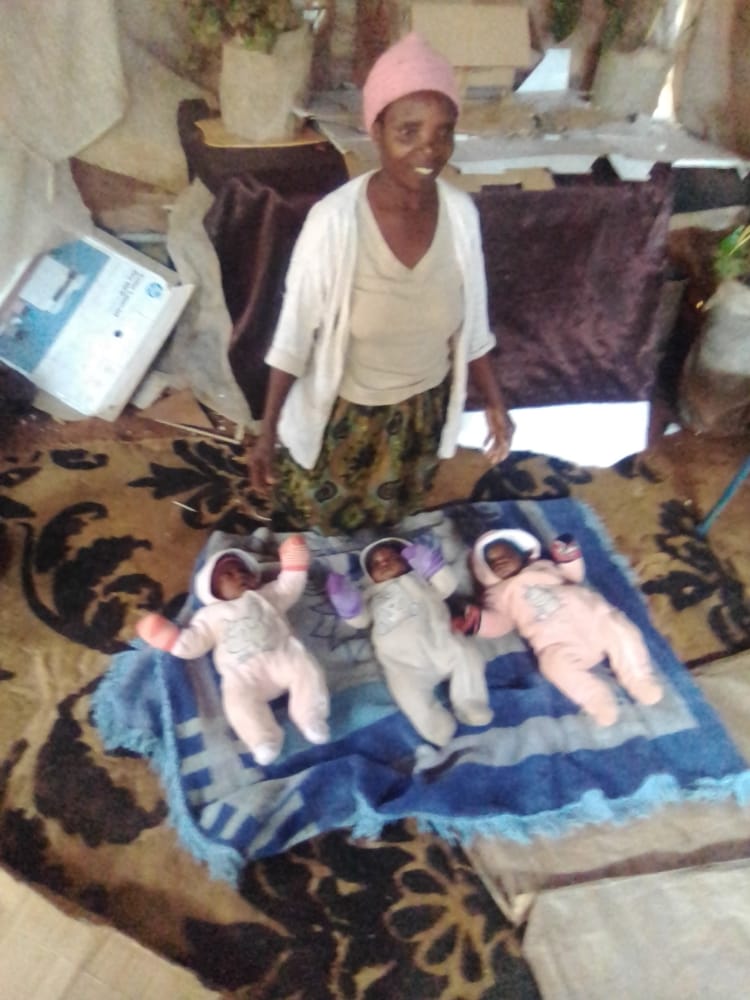 NorthHarare's tweet photo. Gogo had these triplets dumped on her after the father run away leaving the mother to look after these kids herself. 
Once again we need your help,  kids clothes,  milk, porridge, food to help out donate and we will pick them up wherever. 
#CommunitySolutions
#togetherness https://t.co/hhRwCBqzbk