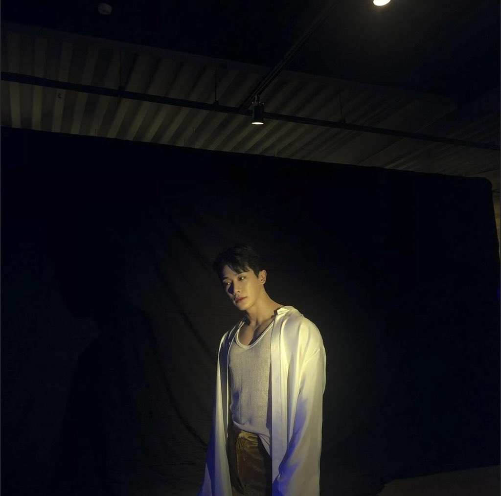 WonhoITA's tweet photo. da universe https://t.co/Zc3pINyOp3