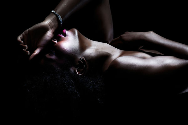 kkcaca4's tweet photo. Model: Christina      
© 2013 D.W. Kim Photography and Design. https://t.co/UEoEIvTEav
