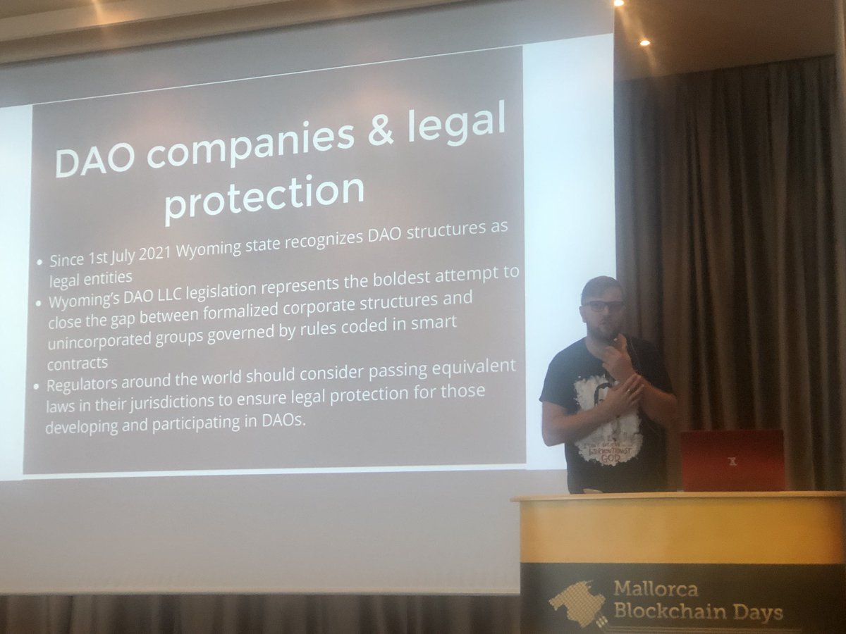 harryhalpin tweet media