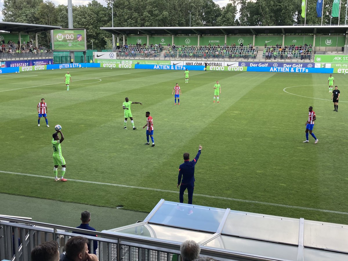 Spiel II heute: Der spanische Meister Atlético Madrid zu Gast in Wolfsburg. #dpareporter #WOBAtleti