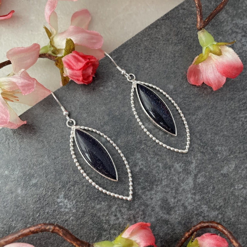 laura_llew_des's tweet image. I have just added these brand new blue goldstone earrings to my @BritishCrafting store. Handmade in sterling silver #tbch #silverjewellery #giftsforher thebritishcrafthouse.co.uk/product/blue-g…