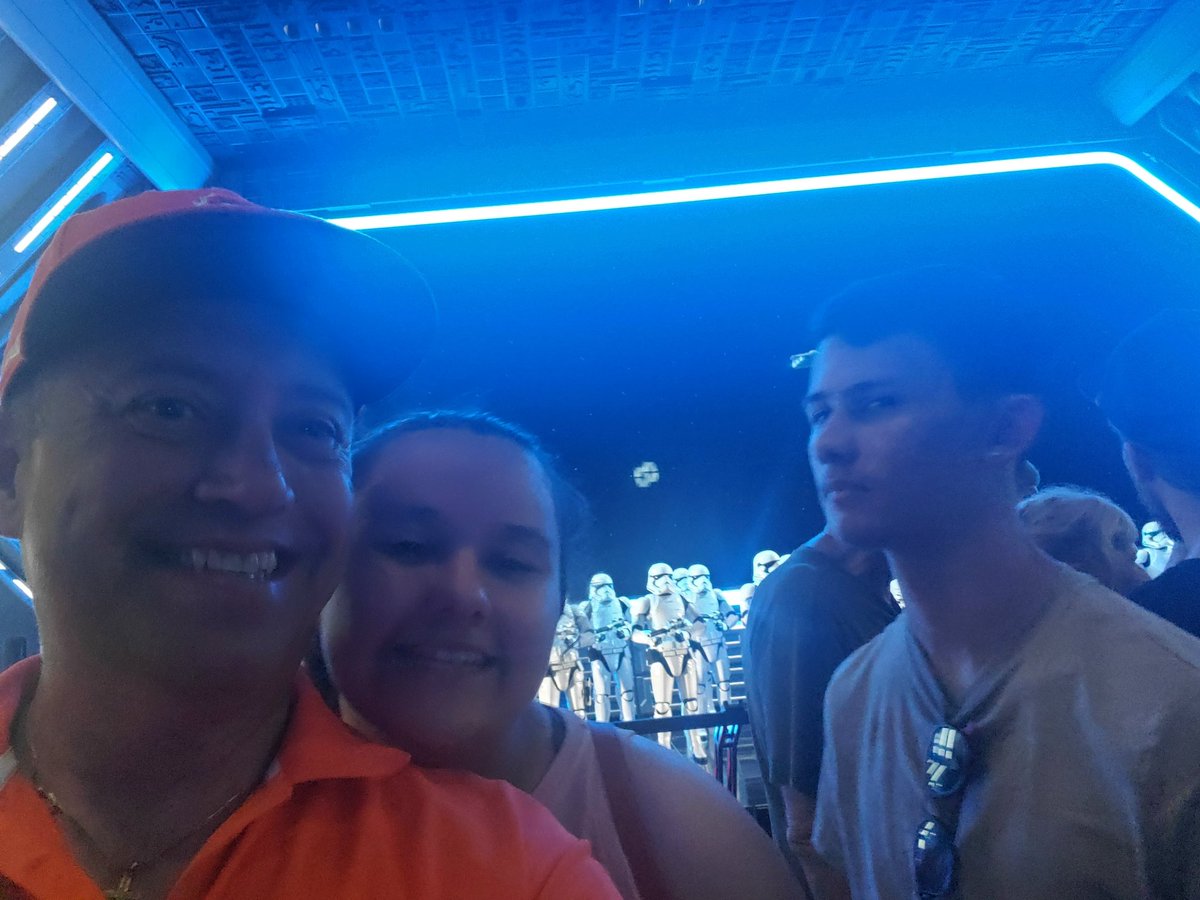 GambaRaymond's tweet photo. Great time in Florida! https://t.co/eUSkHRcLjI