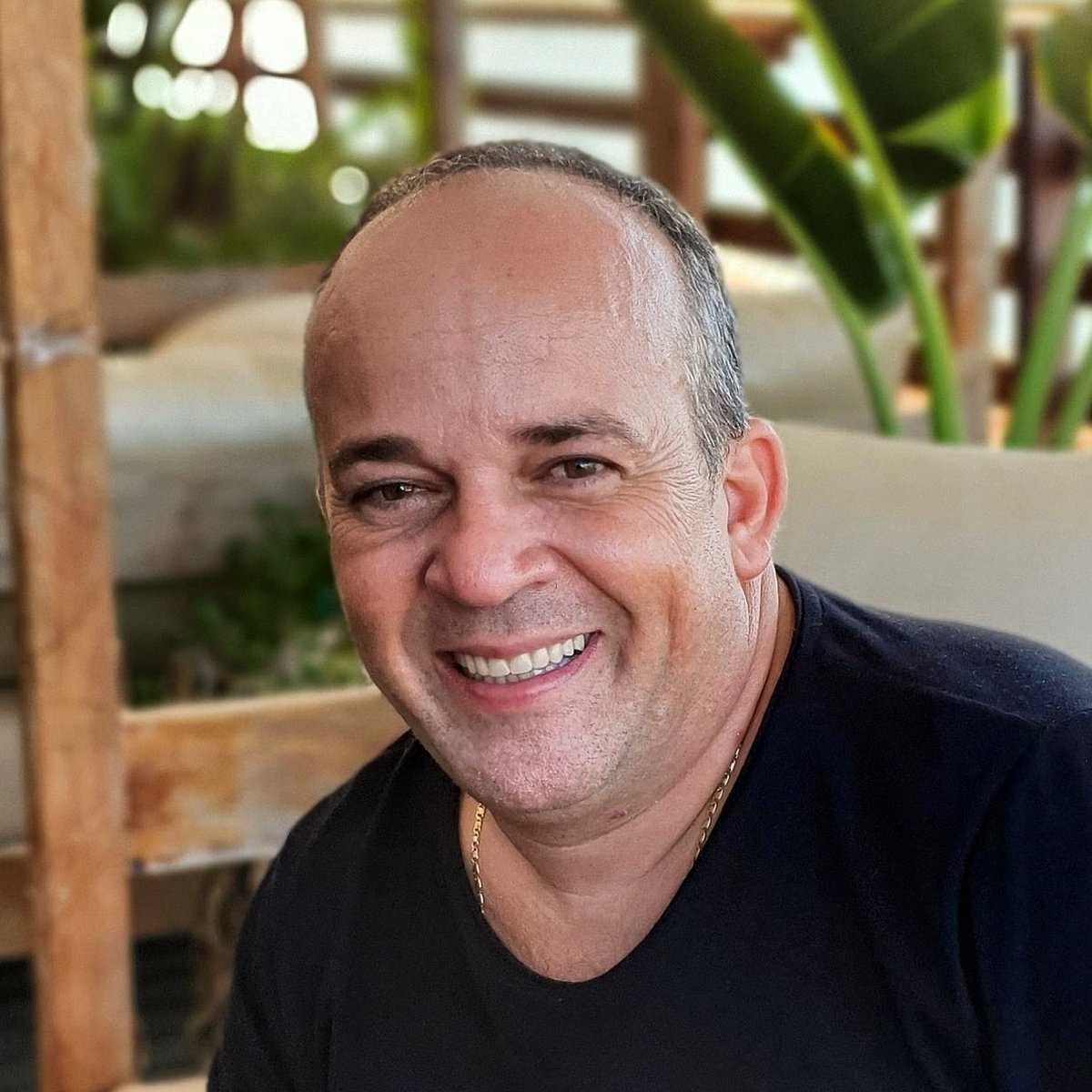moizaniell's tweet photo. #NewProfilePic https://t.co/bqw2HXnWkR