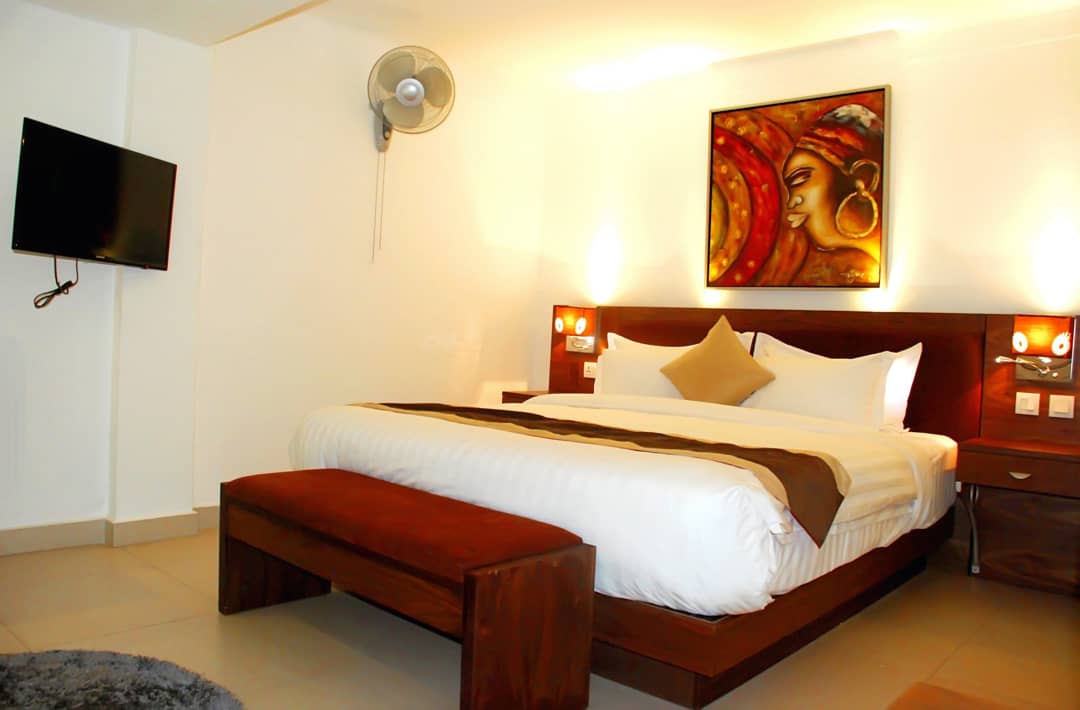 tanganyikalinks's tweet photo. Deplex Suite : Perfect for an extended stay or travelling family
@Kiririgarden
#visitburundi
Reservation: tanganyikalinkstours@gmail.com
.
.
#deplixsuite #deluxesuite #perfectroom #extendedstay #family #Burundi #bujumbura https://t.co/h0eAvBu62B