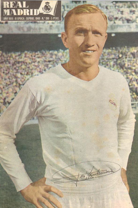 José Santamaría Uruguay retro kit