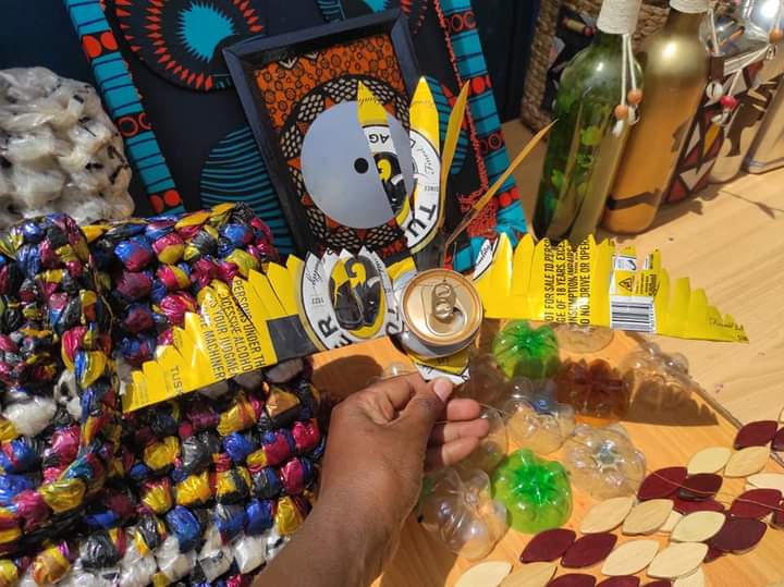 AmushaYouth's tweet photo. Waste Segregation is one of the component that every household and institutions should embrace to conserve environment. Community engagement is key for them to understand the effects of the materials they use after consuming packaged product. #NatakaTaka
#PlasticRevolution https://t.co/xh6qAFOF2X