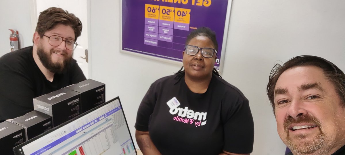 <a href="/sellinellen813/">Sell’n Ellen</a> and Alex are ready to crush it at Celltronix Euclid.  Great teamwork at this S. Tampa location.  #ChampaBayMbTM. <a href="/muto_david/">David Muto</a> <a href="/WollandJordan/">Jordan Wolland</a> @Evan_Borenstein @aquavet25 <a href="/TonyCBerger/">Tony Berger</a> <a href="/meganpanicucci/">Megan Panicucci</a> <a href="/nellyr914/">Nelson Rosa</a>
