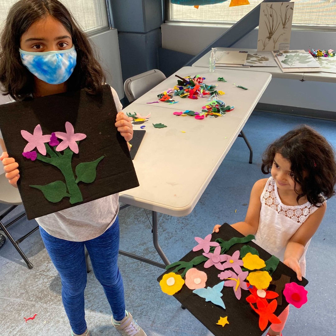 And we're off! Our Summer Day Discovery activities are ready to go for the BC Day weekend! Stop by 10AM - 4PM now through Monday and enhance your visit to the FRDC with additional family activities!

Learn more: fraserriverdiscovery.org/statholidays20…

#BCDay  #LongWeekend #SummerTime #SummerFun