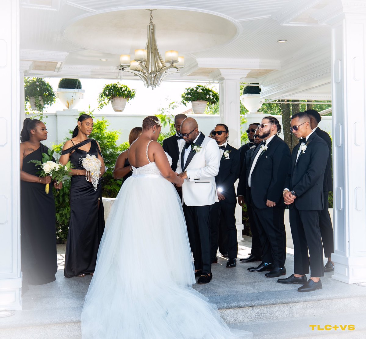 realjaylemonade's tweet photo. Cuz Got Married & I Did My Thang.
Congratulations Jae + BJ 🍾💍
Location : Long Island
Venue : Chateau Briand
Shot By : #TheLemonadeCollective + #ValidShootaz
#BlackLove #MoreLove #LoveWins #GangstaParty #CelebrateLove #ValidShootaz #TLC https://t.co/xI9pnLf3pg