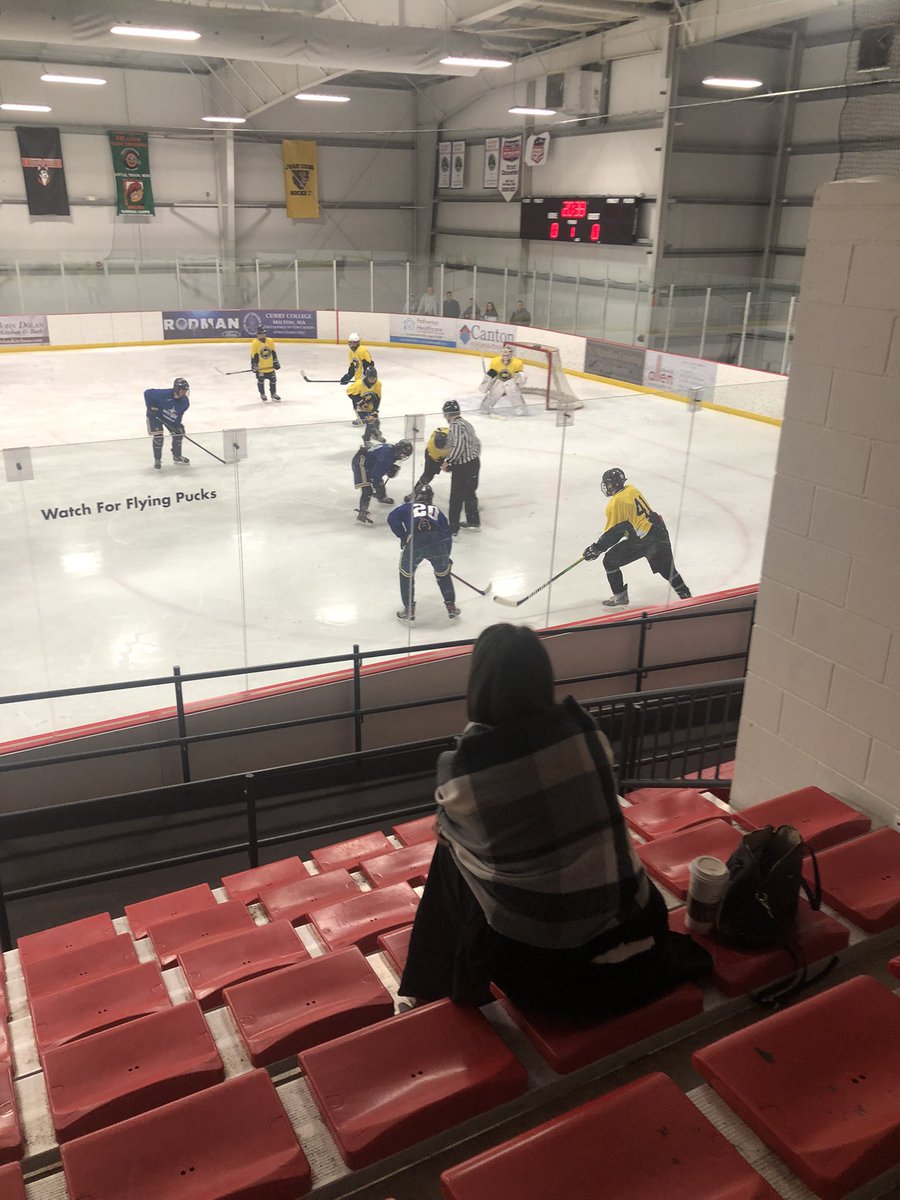 🥣 Day 3 of Jr Chowda Cup and we’re back <a href="/CantonIceHouse/">Canton Ice House</a> checking out both the 05s and 06s

👀 We’re kicking off our day with Power Play Hockey Atlantic and <a href="/WCEliteHockey1/">West Coast Elite Hockey</a> 2005s
