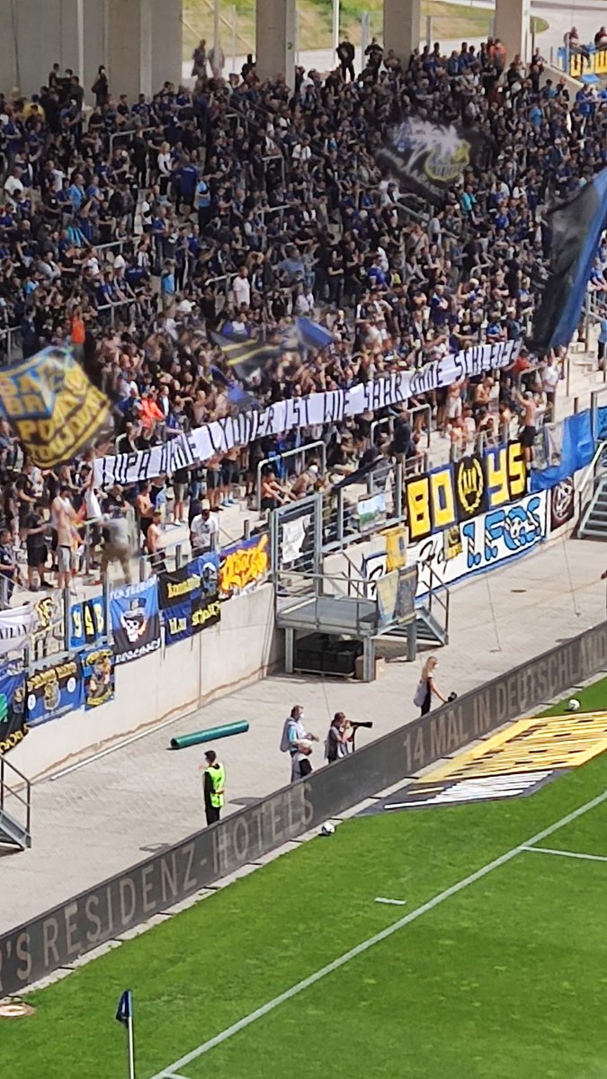 Rucksackfranzos's tweet photo. Ich unterstütze dieses Anliegen! #fcs #ludwigspark #lyoner https://t.co/LFtqpM2hQc