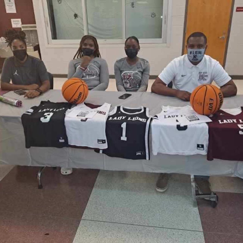 MLKingHS tweet media