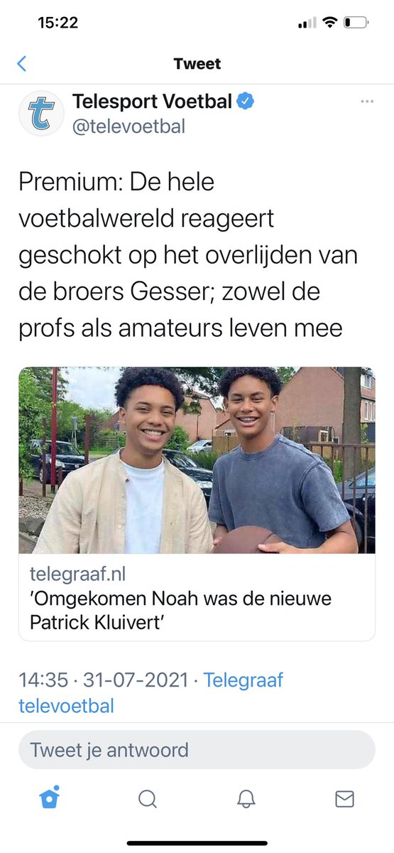 RBFOTONL's tweet photo. Hoe dom kan een redactie zijn!!!
#telegraaf #detelegraaf #Gesser #Ajax #kluivert
Even nadenken voordat je een kop verzint. https://t.co/NtjqaMunJW