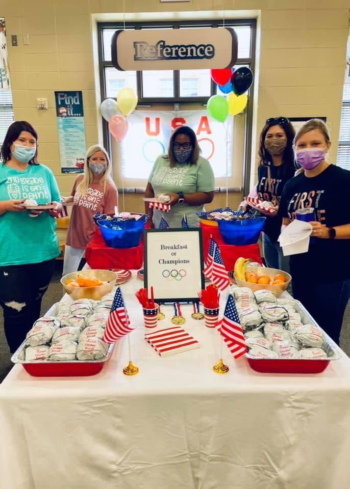 gsesowls's tweet photo. Thank you to our amazing PTA for treating us with an Olympic-themed Breakfast of Champions on Friday!  If teaching were an Olympic sport, our teachers would win the Gold Medal! 🏅#gsesrocks @HSVk12 @gsespta https://t.co/Ws2dM3Kx5I