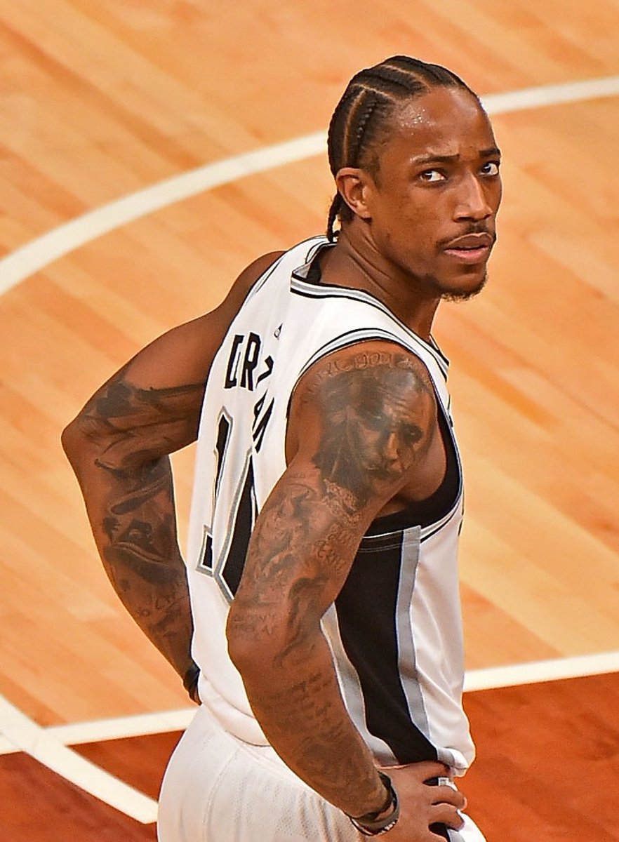 TheDunkCentral's tweet image. There’s reportedly 'significant interest' from DeMar DeRozan to forgo higher salary opportunities elsewhere and join the Lakers in pursuit of a championship, per @JakeLFischer