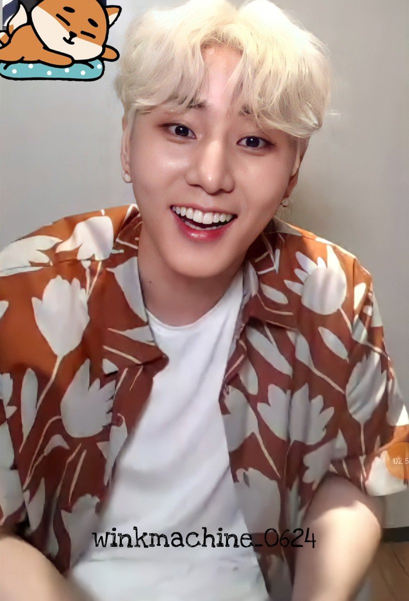 winkmachine0624's tweet photo. 🚨GIVEAWAY🚨 

Dalam rangka kamis kemarin bisa VC sama mas blonde, ku mau GA kecil2an🥰 

Rules:
✏ My day
✏ RT tweet ini
✏ Ongkir ditanggung pemenang 

Prizes:
🎁 1 Album RTM (Unsealed)
🎁 1 Album GLUON (Unsealed)
🎁 1 PC Benefit Mecima RTM
🎁 2 Mystery Box (official)

End TBA https://t.co/0GAAyHaqVn