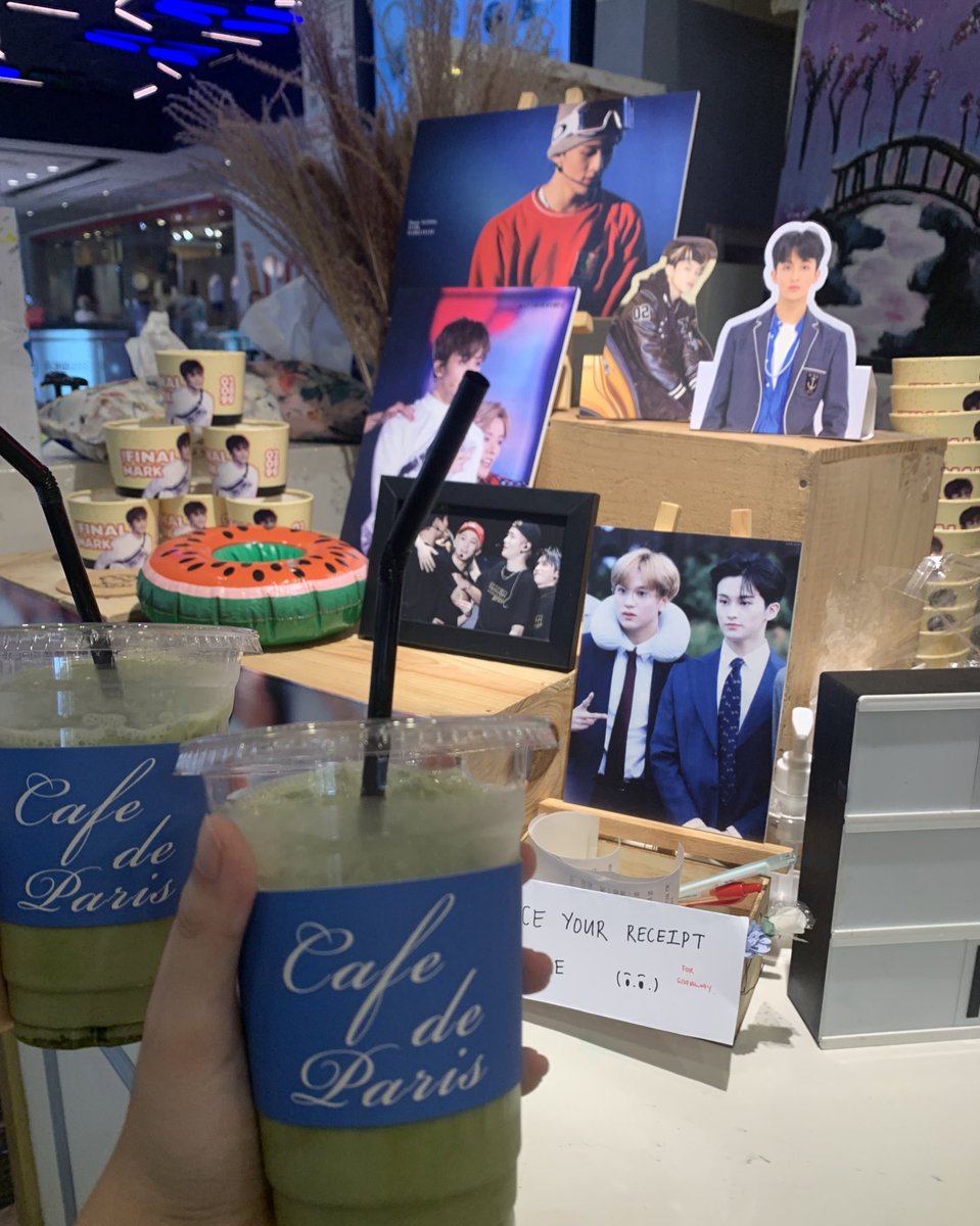 shuupetals's tweet photo. mark cafe event with @tinyrenjn :3
thank u @MAJIMARK0802 for the event <3
#THEFINALMARK #๋ง์ง๋ง 0802 https://t.co/OWA6C1mPCm