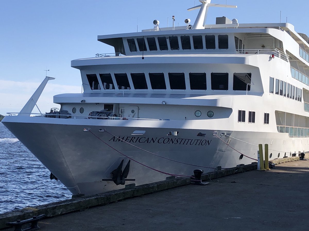 kenfiolajr's tweet photo. Cruise ship activity at the Fall River State Pier https://t.co/be9rxRdjdU