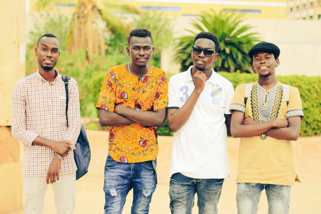 _ 
نحن الأوطان الشاكية جراحهاا للصيد 
جاتناا القوافل بالضجيج 
جرتناا من حلبة رقيص 
ورتناا كييف قتلوو الحسين و صُلبوو المسيح 
و بكيناا أكثر منهاا 
و سساقتناا في الأخر عبيد ..
-
الرفاق الأماجد ..💛
<a href="/musablord350/">مصعب لورد</a>