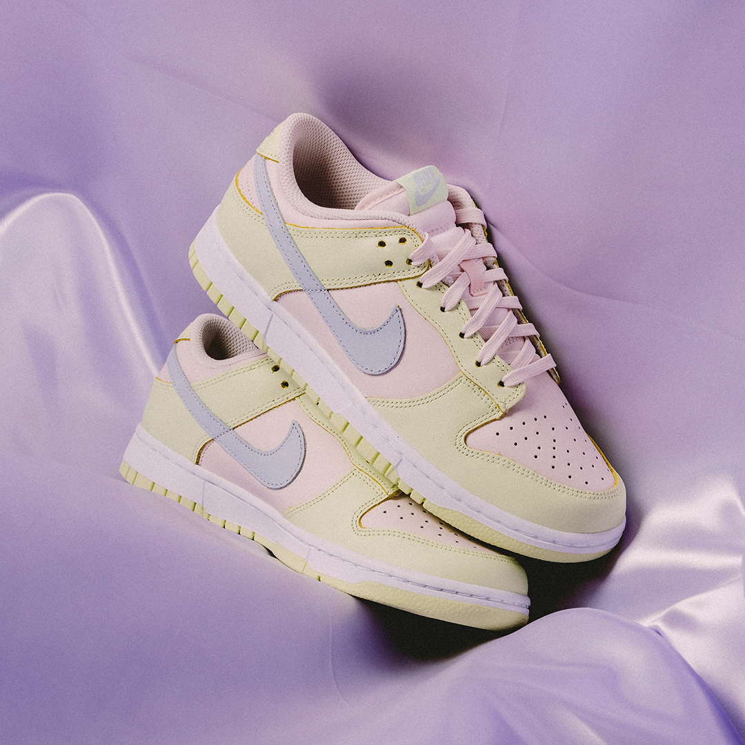 Foot Locker on "Elegance 💓 Women's #Nike Dunk low is available Shop: https://t.co/iJtDNxfMfc" /