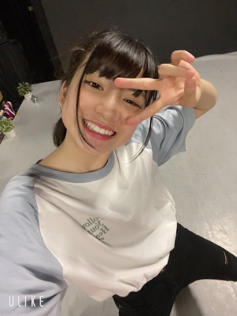 志村ここな Jumping Kiss On Twitter こんばんはっ 今日は暑い中来てくださって本当にありがとうございました 明日もあるので来てください ポカリ飲もっ 志村ここな Jumpingkiss ぴーす