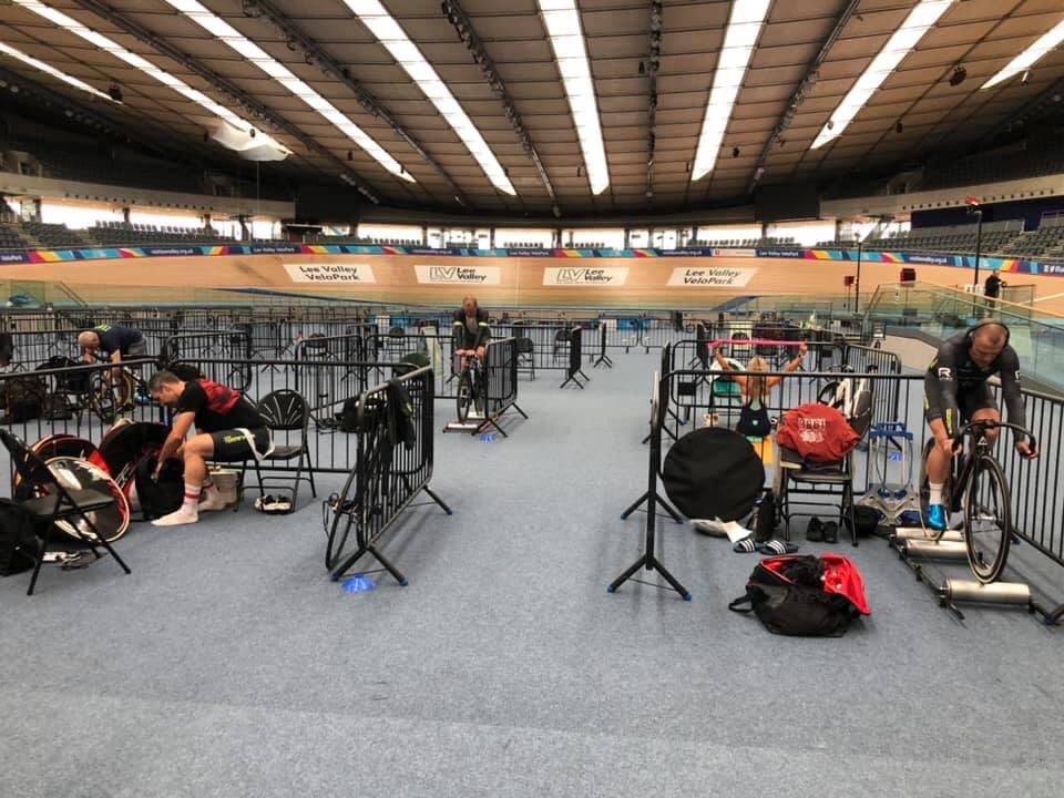 LEGRO's tweet image. Back at the velodrome, this time with the oldies 🤣 #teamterminator #trackcycling #leevalleyvelopark