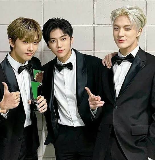 ✦ ꓾ ᱸ 𓈒 📑 รายงานชาวสามเจเดือนสิงหาคม 2021 (ภายใน 1-3 ส.ค.)

🏝 ✸ . * ชื่อ / แอค / เจโน่,แจมิน,จีซอง,สเป