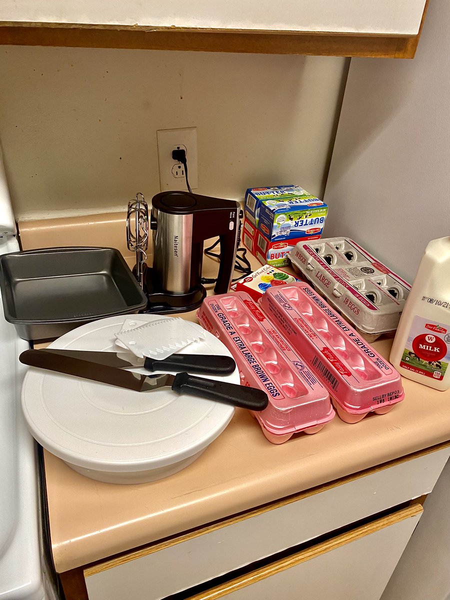R_Saintdc's tweet photo. It’s Saturday. It’s another day for #PhdChef! cc. @nkechi_nnadi
#phdchat #AcademicChatter #phdvoice https://t.co/UFqKjrWr6j