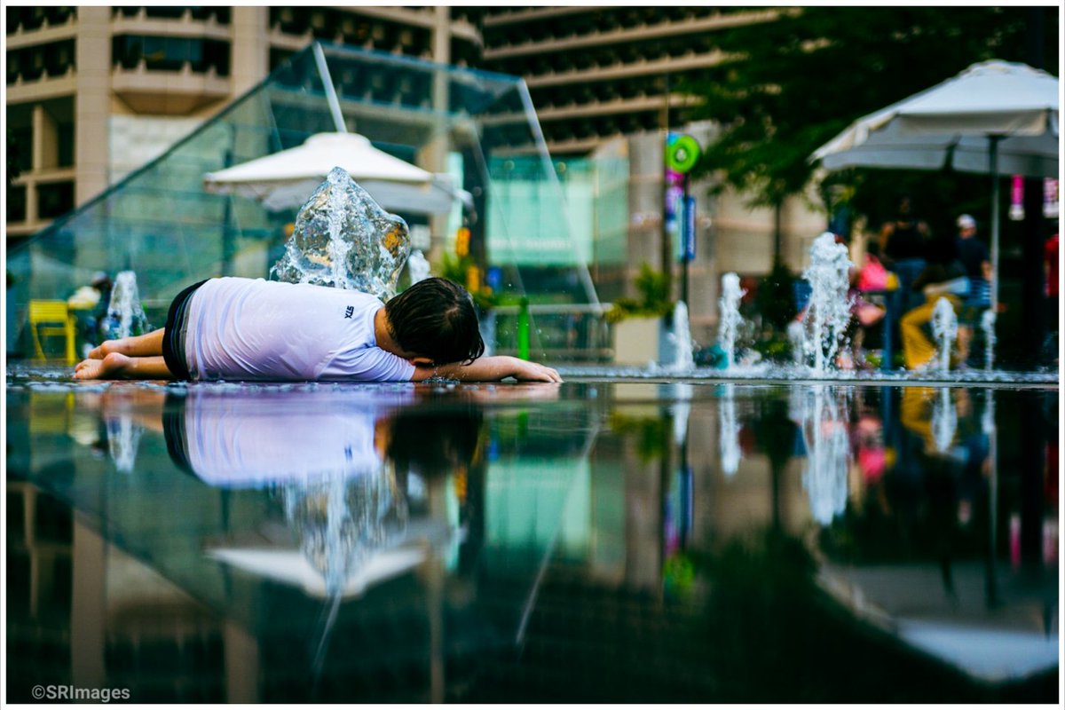 Summertime In The City
#photography #urbanphotography #PicOfTheDay #summer #Philadelphia #outdoor #reflection