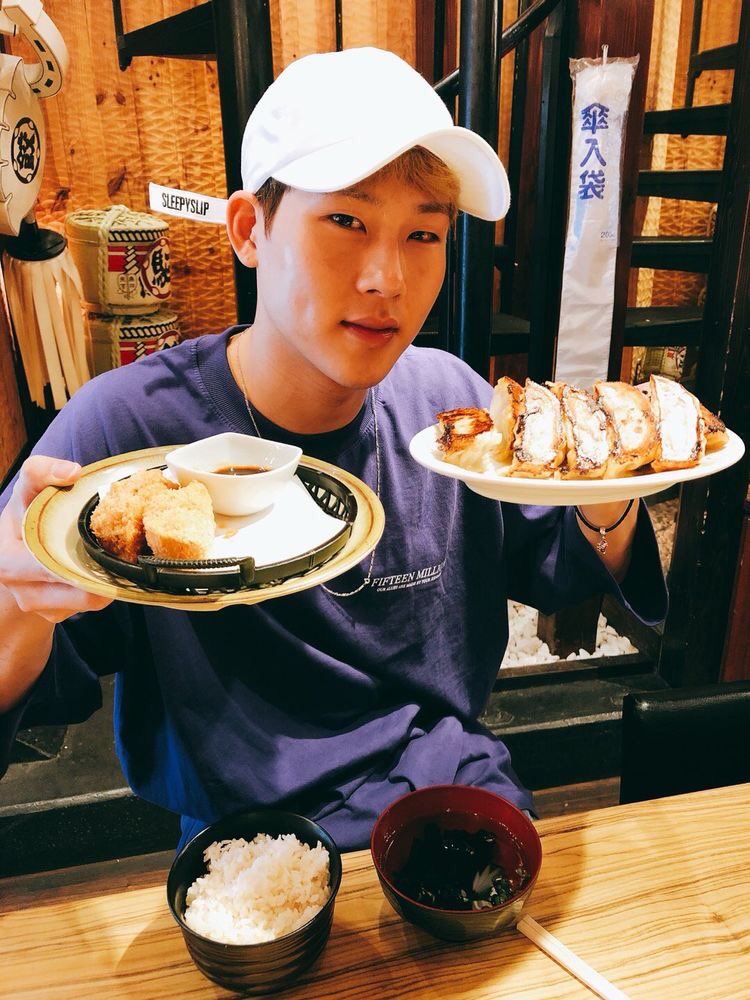 INCO_FANG's tweet photo. { honey update }
π Lotte hotel, Jeju island
Final day in Jeju before we leave. Enjoying a meal with the team in the hotel restaurant, spending quality time with everyone π₯°β€οΈ
Im sad that itβs over, but Iβll remember this trip for a long time π
#RoseWoodXJeju #TeamBAMF https://t.co/4hlHuHXAI6