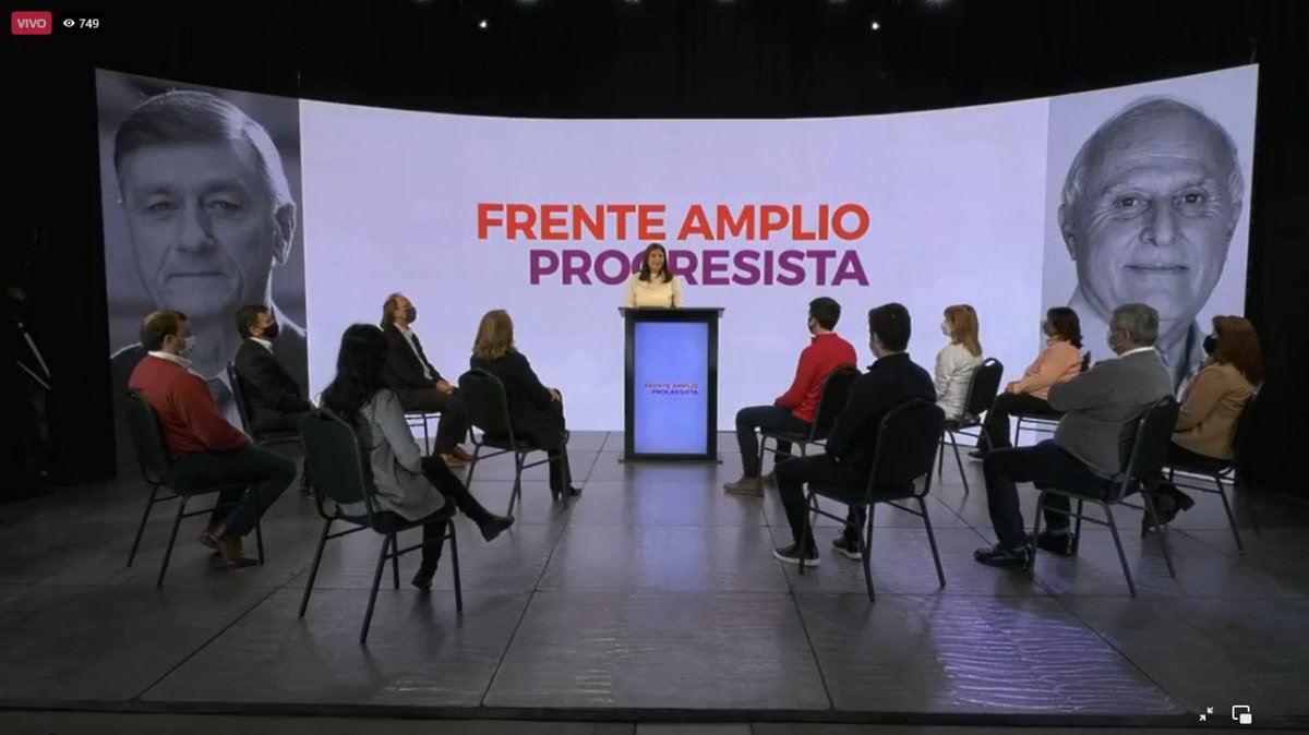 PacoGaribaldi's tweet photo. "Gracias a todos los compañeros y compañeras que nos han apoyado en todos estos meses tan dificiles, cada mensaje, cada abrazo a la distancia nos dió fuerzas para seguir adelante" @ClaraGarcia_SF https://t.co/tBV8xdieXL