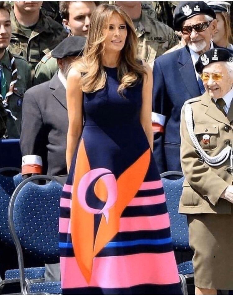 Dawg75Msu's tweet photo. This is pathetic and pitiful!!
I don’t remember seeing dishes from MY favorite classy First Lady’s dresses?!?!!! #Melania #TrumpTHIS 🙏🏻💕🙋🏻♀️☺️💖💖💖 https://t.co/nZwk7tQBFQ