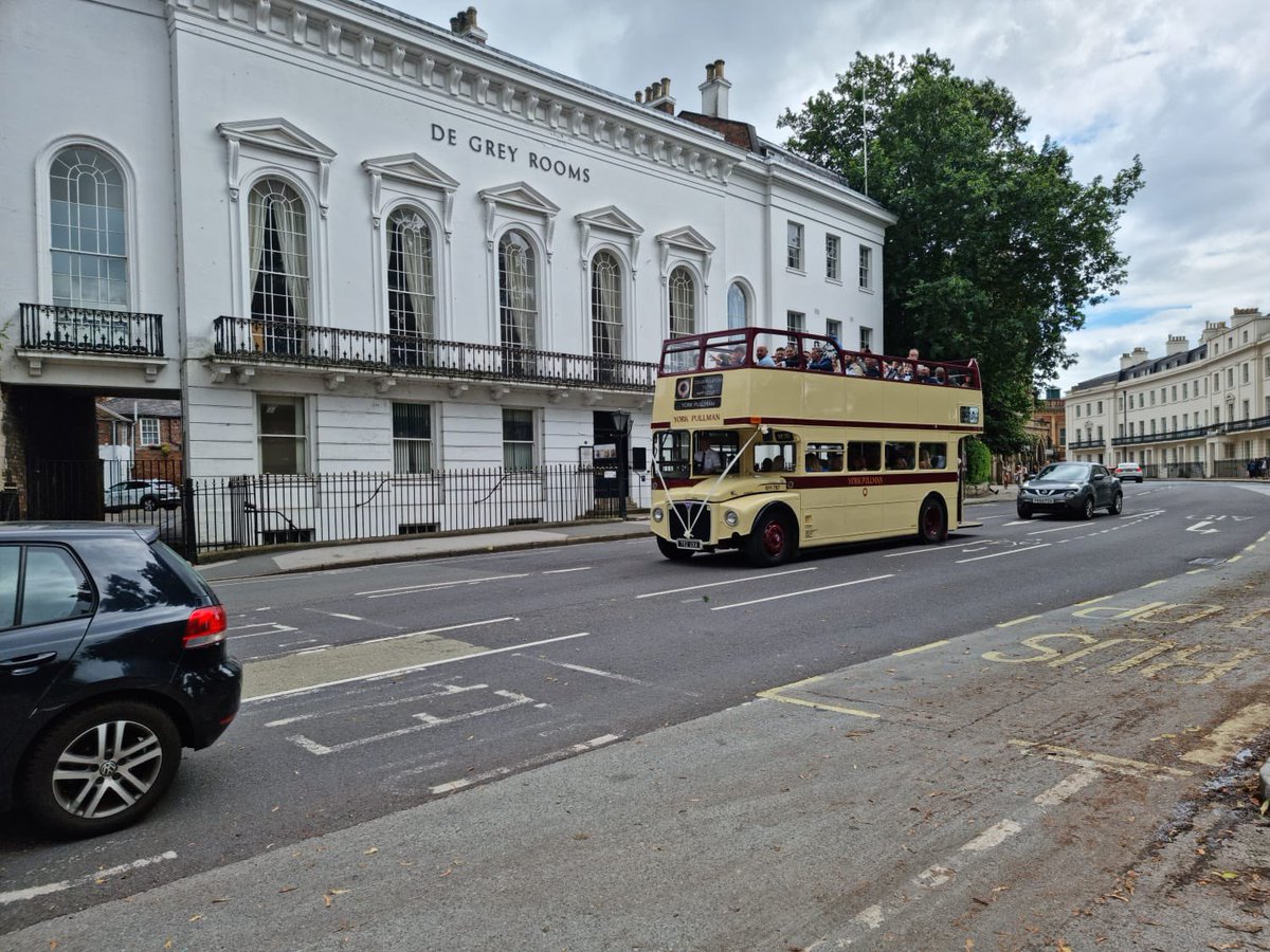 YorkPullmanBus's tweet photo. Wedding Bells 🔔 rang today in York, the chariot of choice was our open top Routemaster
Congratulations to the happy couple from us all at York Pullman HQ #weddingtransport 🤵♂️👰♀️🚌
📞 01904622992
📧 sales@yorkpullmanbus.co.uk
💻https://t.co/GPhlHaj3oO https://t.co/PJG4TzMH3n