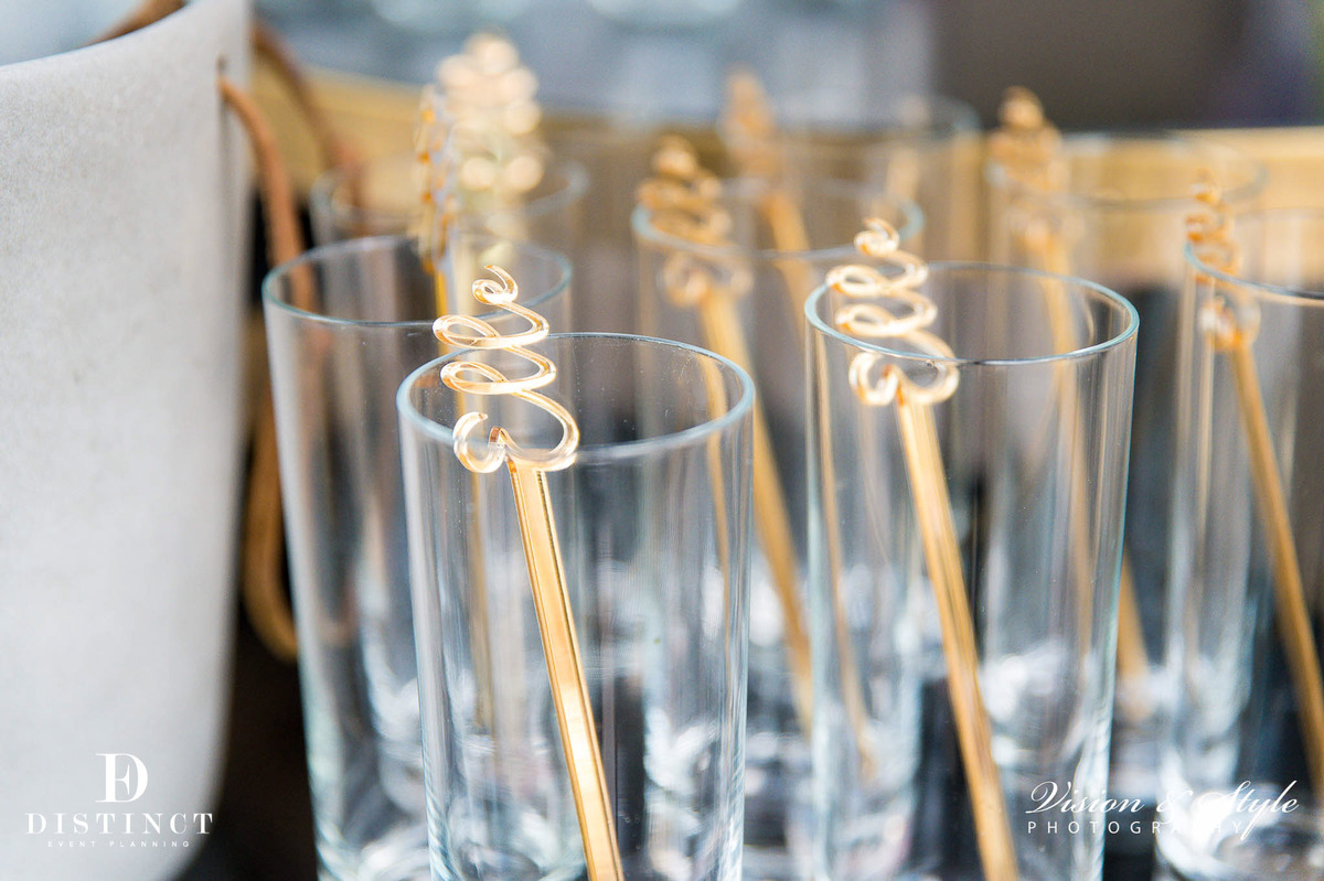 distinctep's tweet photo. A little branding for Elle's fabulous rooftop birthday party! Loving the acrylic drink stirrers! 

#DistinctEventPlanning #DEP #TeamDEP #cbus #eventdesign #designdetails #birthdayparty #columbusevents #asseenincolumbus #cbusevents #onlyincbus  #events #eventplanner #eventplanning https://t.co/hdfFerWndP