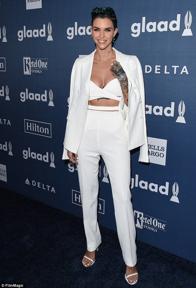 kanecrm's tweet image. 🦋🦋🦋🦋