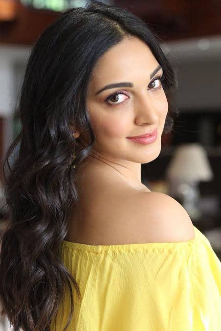 Happy Birthday cutieee   HAPPY BIRTHDAY KIARA ADVANI 