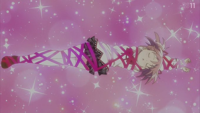 1期から10年ぶり、映画から8年ぶりにまどかとほむらちゃんの新たな活躍が見られるとはアグレッシブだけどしっかりまどかマギカらしさもあるバトルシーンがとても良かったですね本編や映画でもまどかがここまでアグレッシブに戦うシーンは中々描かれなかったので新鮮でした#マギレコ#マギアレコード 