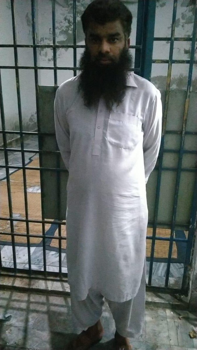 Another molvi arrested for sexually abusing 4 year old girl in a mosque r/pakistan pic