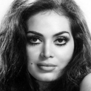 dollysoulsiren's tweet photo. 60s smokey eye looks https://t.co/c1K5YNWnxs