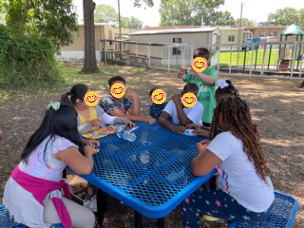 HillsElem's tweet photo. The Summer REACH program created some meaningful relationships on top of engaging learning opportunities! @hamcoschools #reach #summerschool #learning #education #habitsofcharacter https://t.co/kaN5EXoTaG