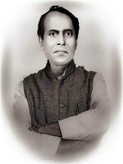 साहित्यरत्न लोकशाहीर अण्णाभाऊ साठे यांच्या जयंतीच्या हार्दिक शुभेच्छा.
   लेखणीची तलवार बनवणारा झुंजार नेता .