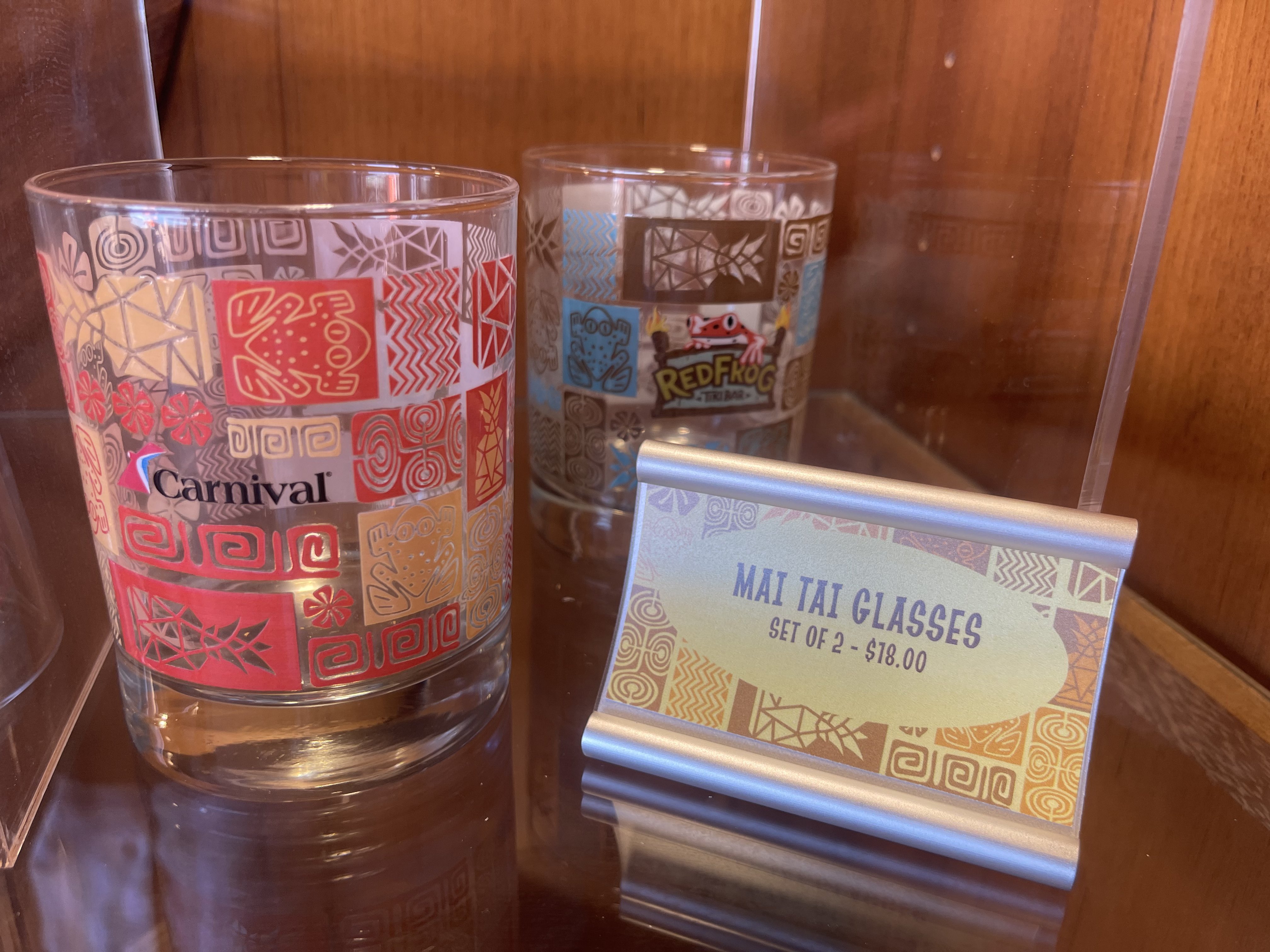 flamingo dining room mardi gras