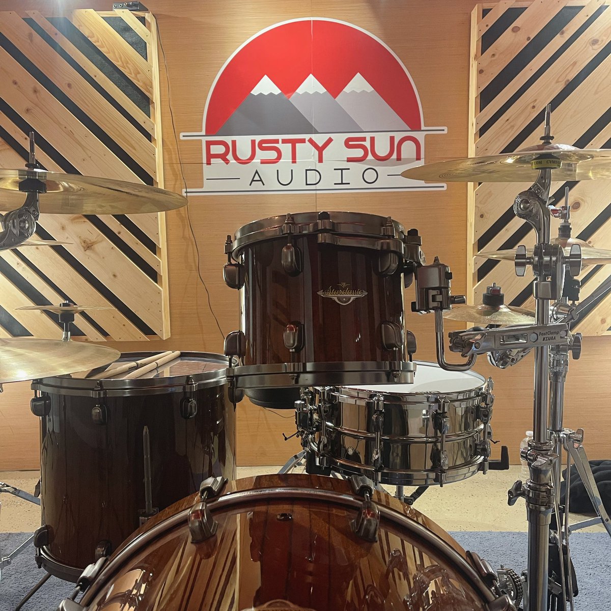 And we’re back 😉 #Recording #studio