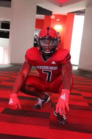 SeanSallis10's tweet photo. Blessed to receive an offer from 
Arkansas State #ADifferentBreed @AStateFB @CoachAKwon
@WarHorseNation @castillo_ac 
#FAST https://t.co/EYFvzncEJG