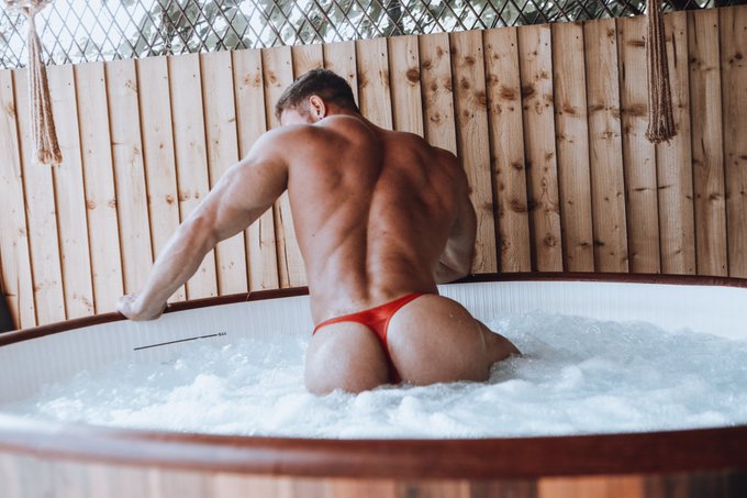 Grab it 😈😈 https://t.co/2cmHLfUIh4 🔞 https://t.co/E9vXQYAK7m