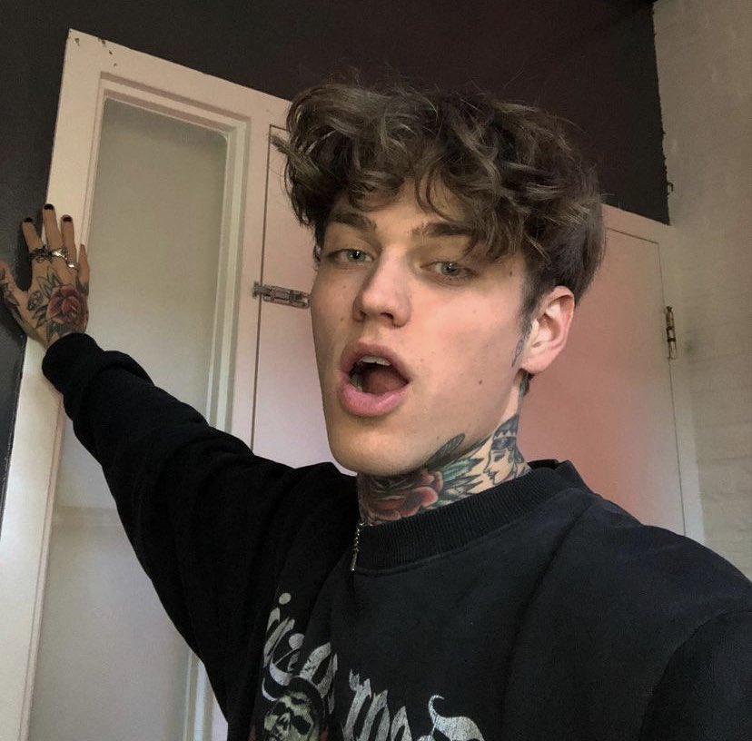 VoidStiles_drn's tweet photo. ⠀ 
              i’m sexy and i know it

⠀ https://t.co/loHdRhDFvv