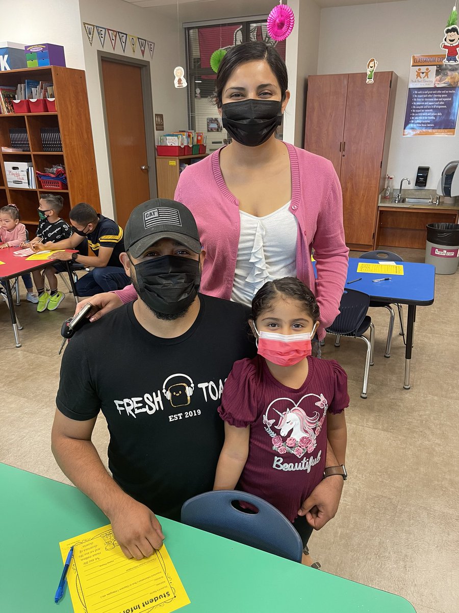 CBetancourt_PHE's tweet photo. Excited for a great school year ❤️ #TeamSISD https://t.co/NfVfXTxIOy