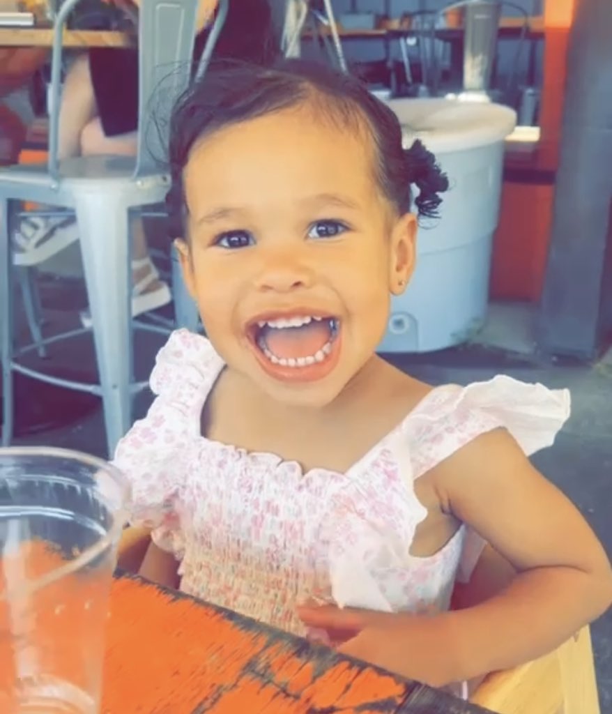 LuisVargas's tweet photo. One of the parent things I’m most proud about right now is that my daughter says “princess” every time she sees her reflection. 😍 https://t.co/oQcFv2aOGy